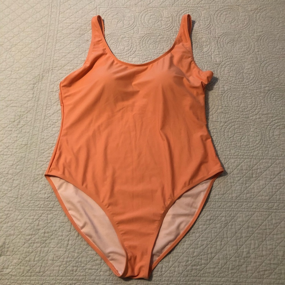Nicole Miller swimsuit. Size 3X. NWT - Picture 2 of 5
